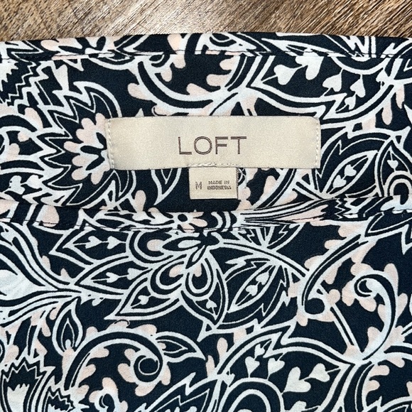 Loft Blouse Gray and Pink Blouse Size Medium - Picture 2 of 4